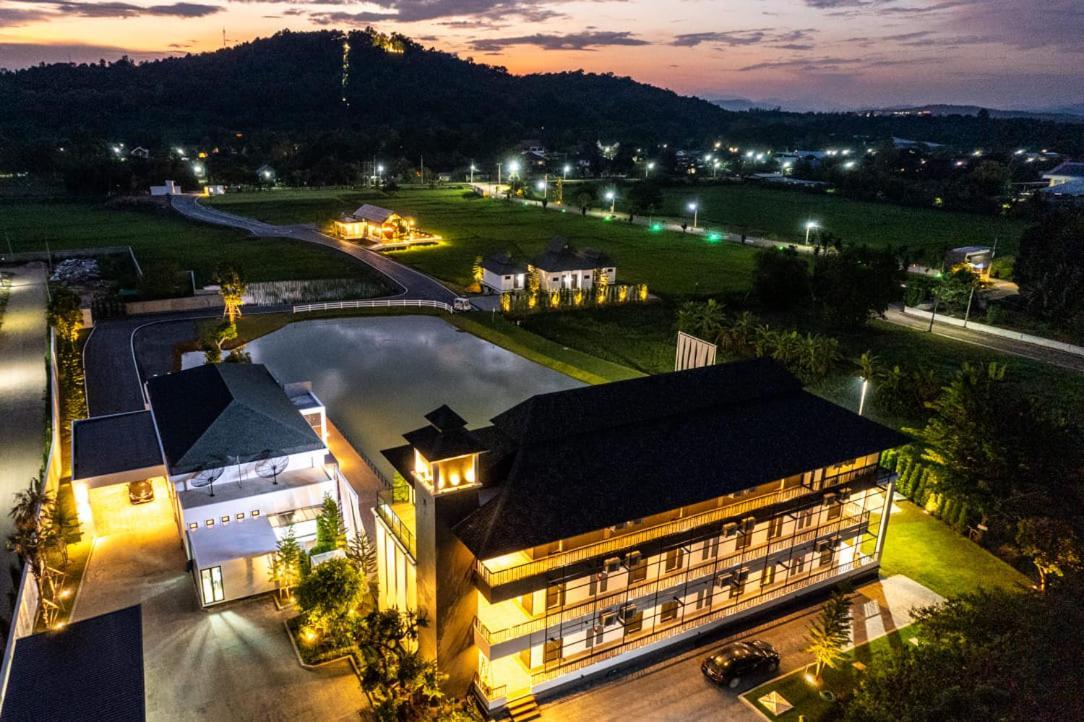Pim Pool Villa Nan Luaran gambar
